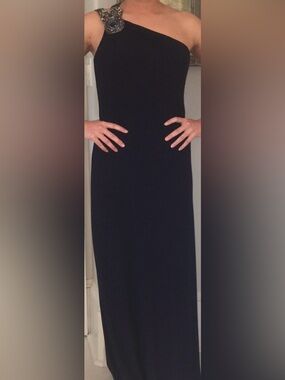Cachet formal navy dress size 10, gorgeous!  EUC